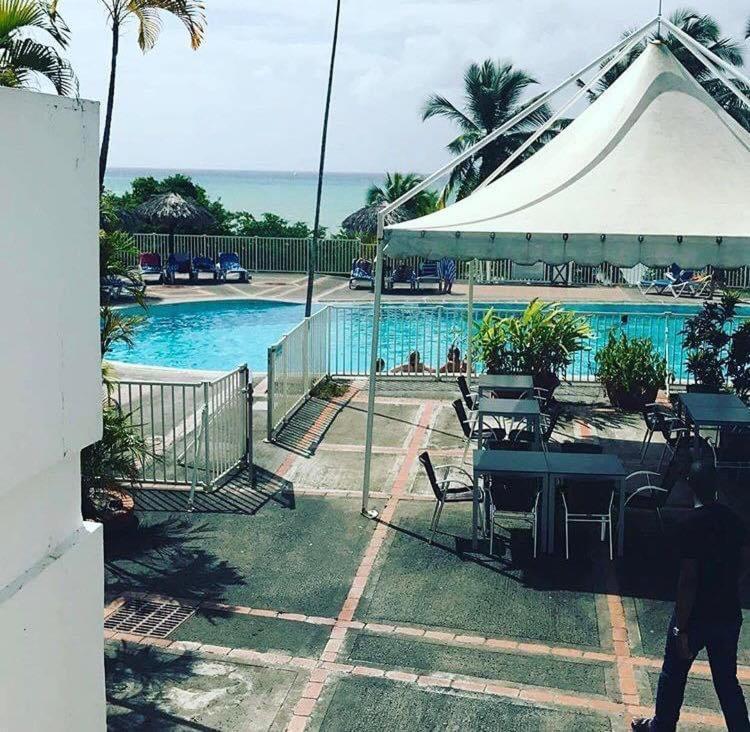 Hôtel Allô Tel à Le Diamant Extérieur photo